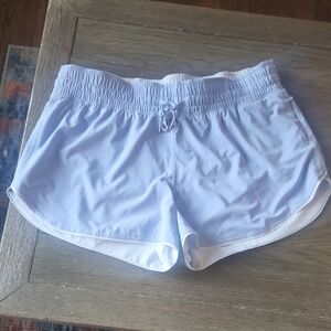 Lululemon Choose A Side Short *3"